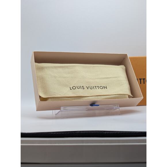 Auth Louis Vuitton Monogram Vernis Sarah Long Wallet Amarante Purple - Picture 2 of 10